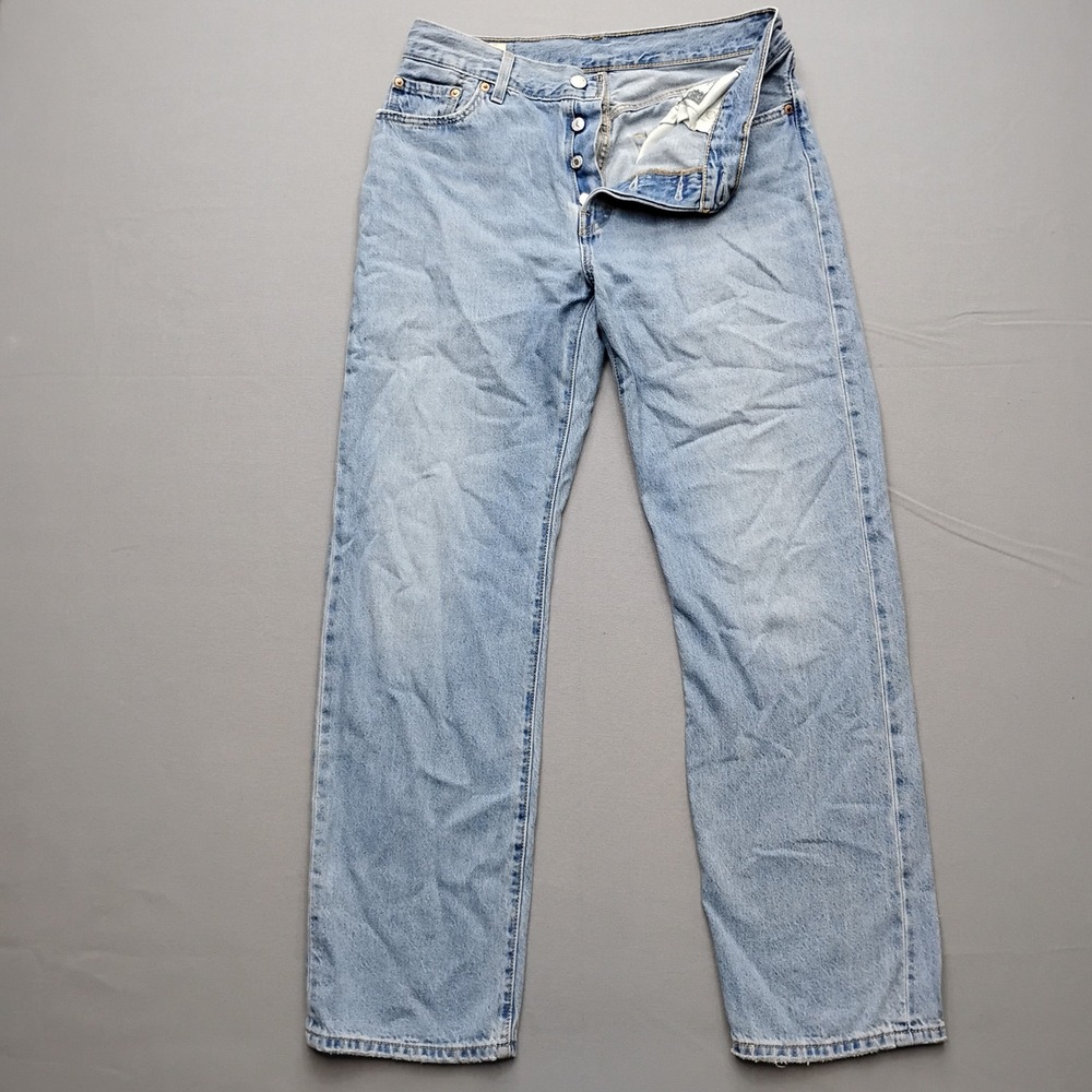 Levis Premium 501 Light Wash Straight Leg Button Fly Jeans 29x32 Blue